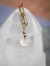 Charger l&#39;image dans la galerie, Collier avec pierre de Cristal de Roche hématoïde
