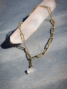 Collier avec pierre de Cristal de Roche hématoïde
